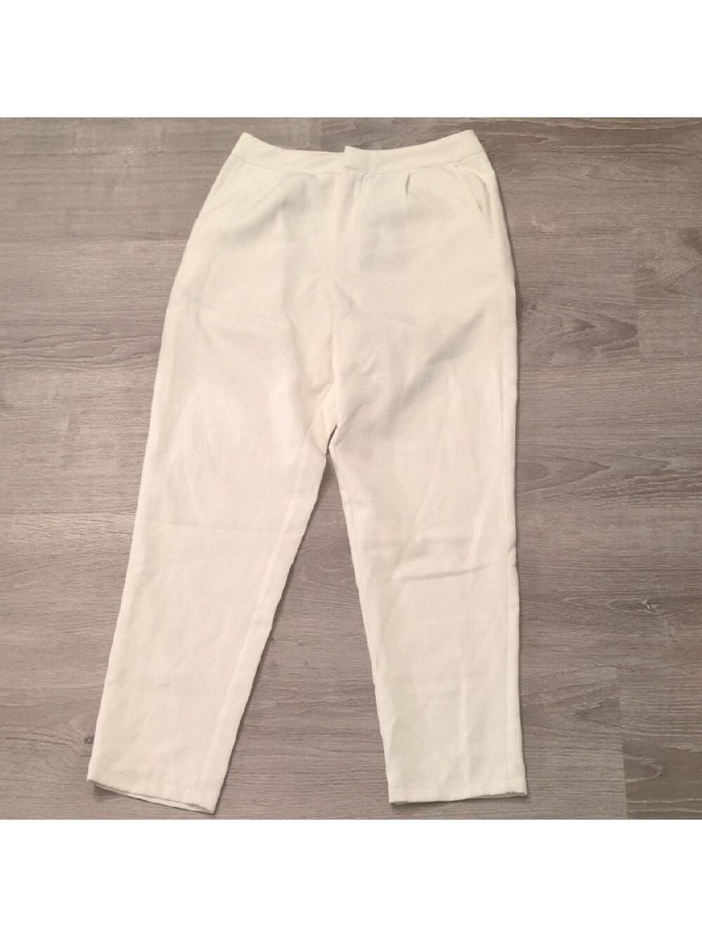 Prettylittlething Cream Cropped Trousers Size 6 US